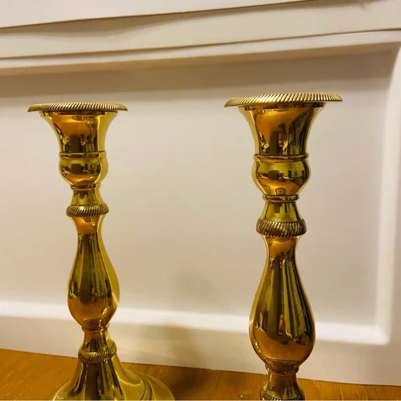 Andrea by Sadek Brass Candlesticks a Pair - Picture 13 of 15